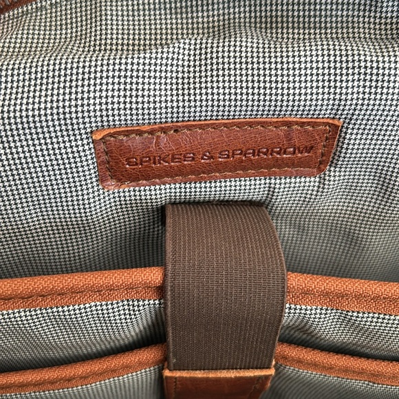 Spikes and Sparrow Leather satchel/purse/business bag - Picture 7 of 9